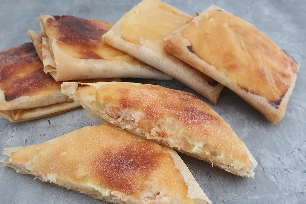 Bricks aux pommes de terre, saumon fumé et toastinette