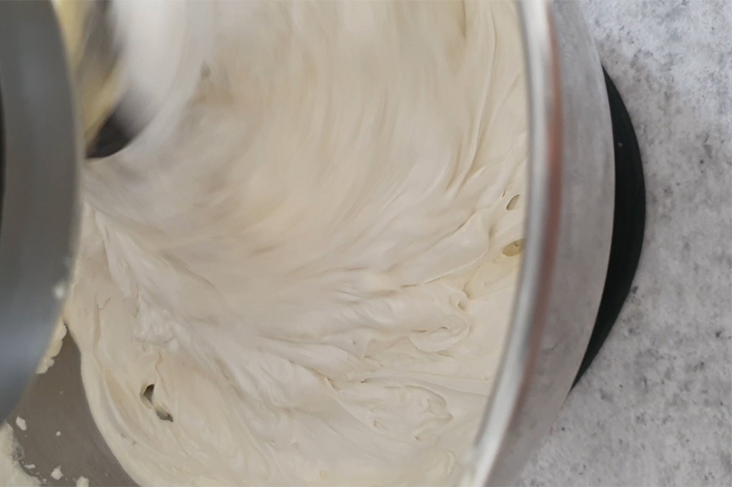 crème au beurre à la meringue suisse