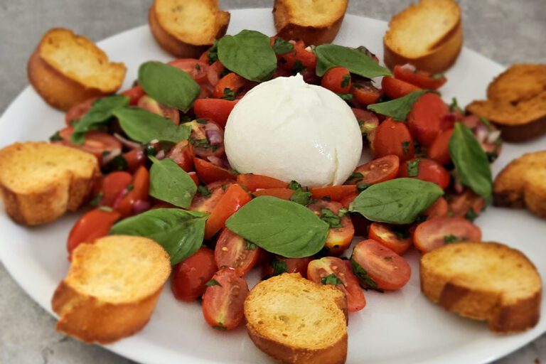 salade a la burrata