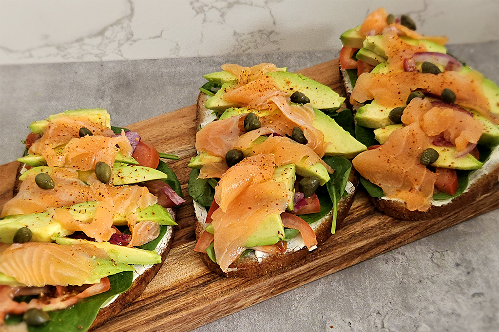 Tartines saumon avocat