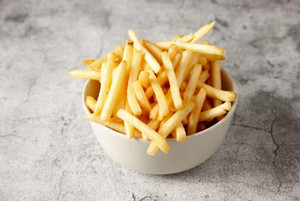 Frites maison pour accompagner le wrap ranch façon McDo