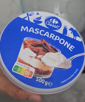 Mascarpone utilisé pour la chantilly du liégeois au caramel