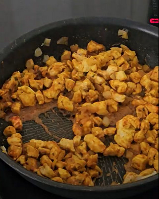 Tacos triangles au poulet curry dorés et croustillants