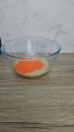 Carrot cake démoulé et refroidi avant le glaçage