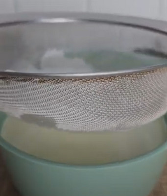 Pâte à crêpes 4-3-2-1 mixée