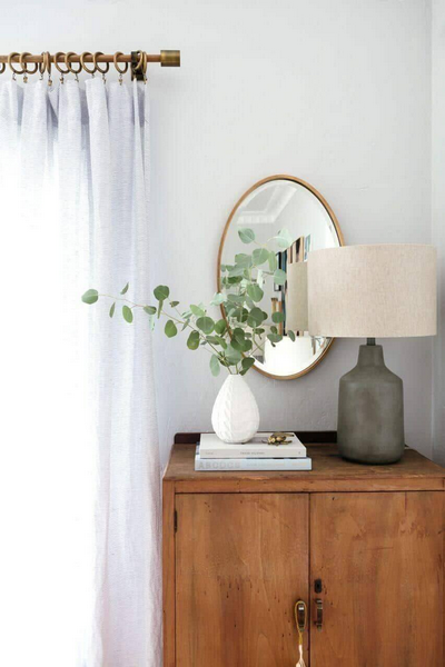 eucalyptus dans un petit vase
