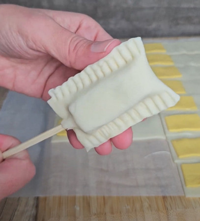 sucettes saucisse cheddar 3