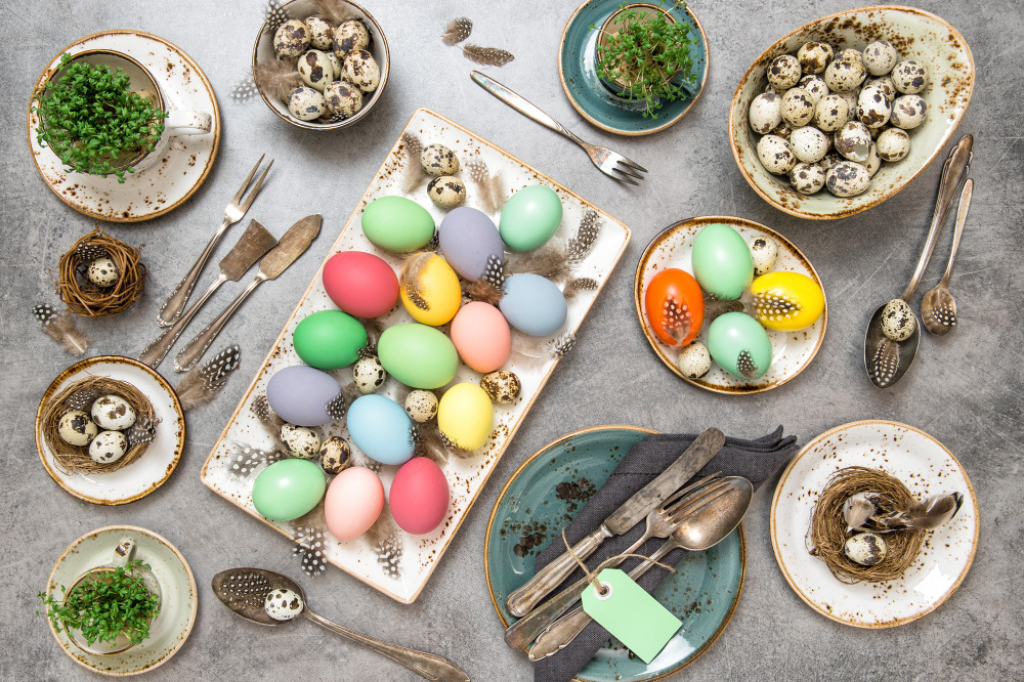 23 superbes idées de décoration de plateaux de Pâques à créer dans votre maison