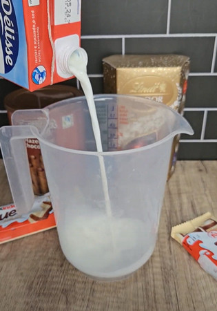 chocolat chaud au chocolat blanc