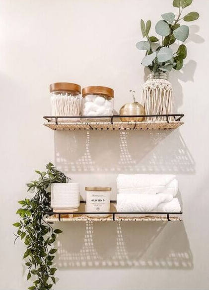 petites etageres de salle de bains