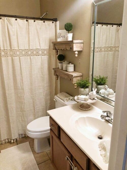 decoration au dessus des toilettes 1