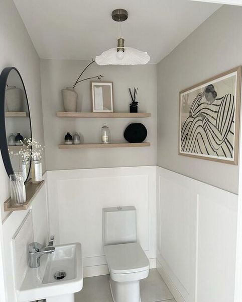 decoration au dessus des toilettes 17
