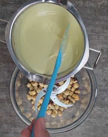 pate a tartiner gout kinder bueno