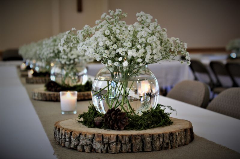 28 idées de centres de table d&rsquo;hiver magnifiques, parfaits pour les fêtes