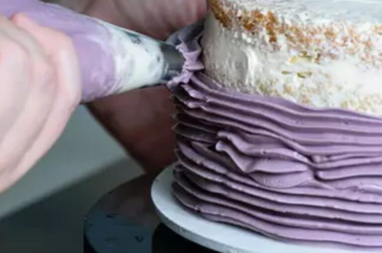 Les meilleurs plateaux tournants pour gateaux