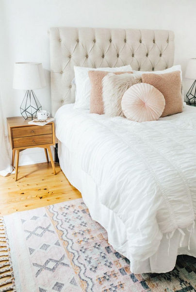 idees de coussins decoratifs pour lit 12
