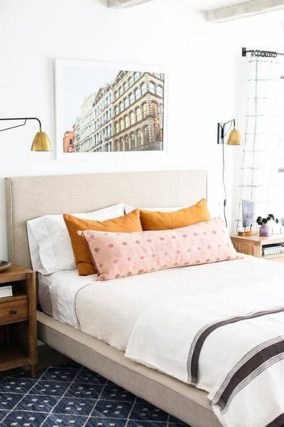 idees de coussins decoratifs pour lit 18