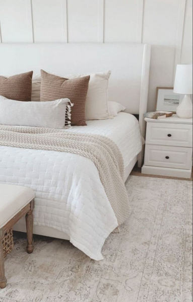 idees de coussins decoratifs pour lit 5