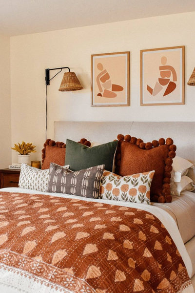 idees de coussins decoratifs pour lit 9
