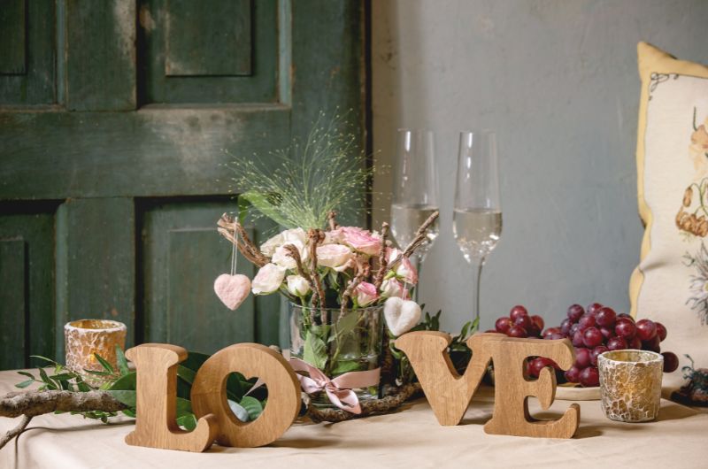 43 idées de décoration de table pour la Saint-Valentin