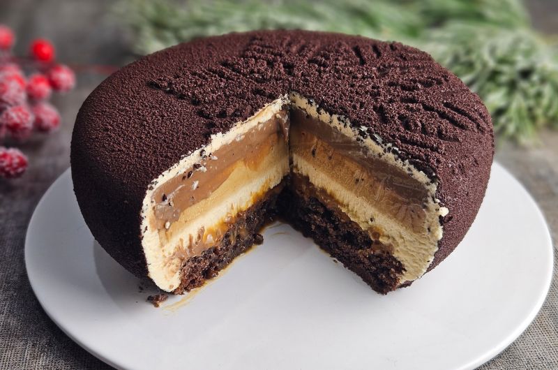 Entremets Flocon : caramel beurre salé, chocolat, speculoos