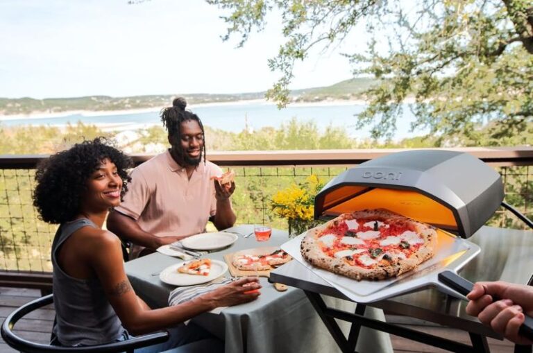 four a pizza ooni koda