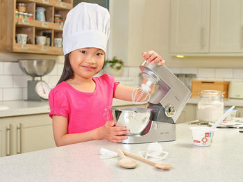 Anpro Ensembles de Cuisine et de pâtisserie Jeux de rôle de Chef pour Enfants de 3 à 7 Ans, Tabliers de Petite Fille sur Mesure, Chapeaux de Chef, Ensembles de Costumes