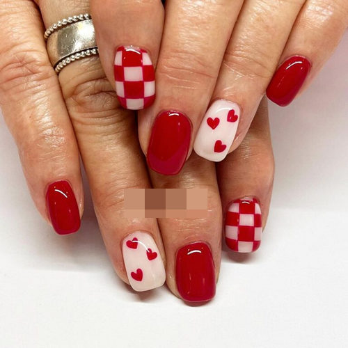 ongles de saint valentin 24