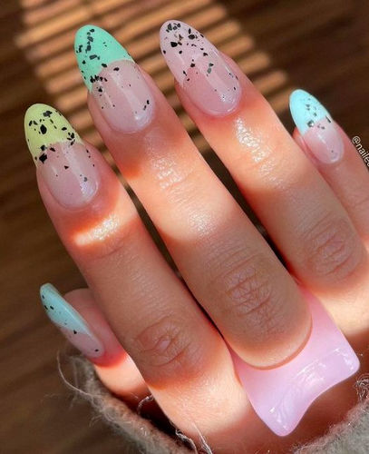 ongles de paques 12