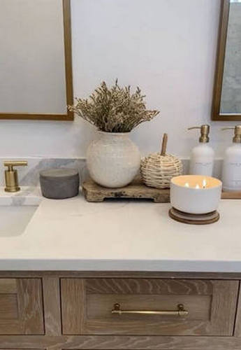 plateau de salle de bain
