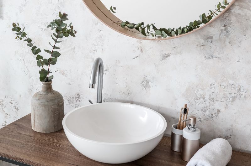 19 idées simples pour une salle de bain pour invités qui rénovent tout l’espace