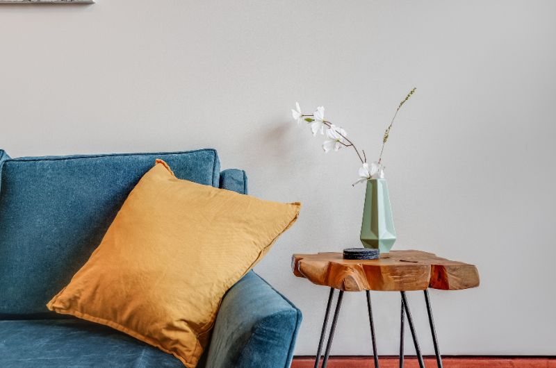 23 façons de décorer une table d’appoint pour un salon au top