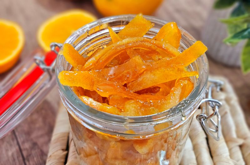 Ecorces d&rsquo;oranges confites