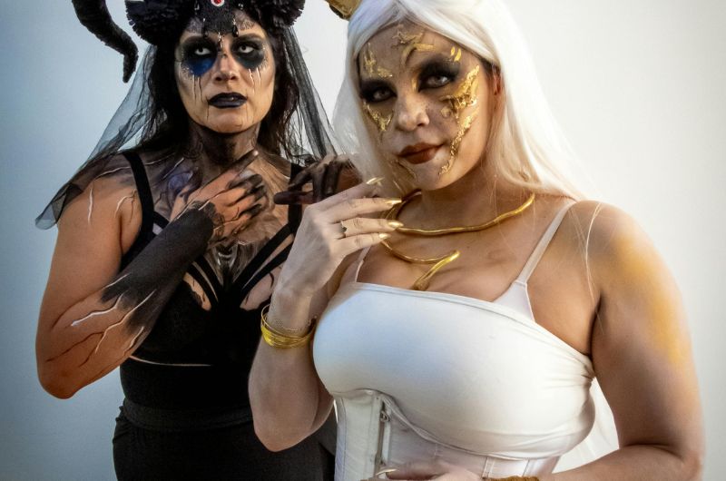 17 idées de déguisements d’Halloween en duo pour étudiantes