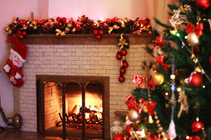 Idées de décorations de cheminée de Noël féériques