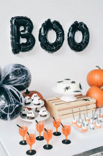 decorations dhalloween pour appartement 13