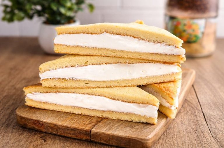 sandwich cake