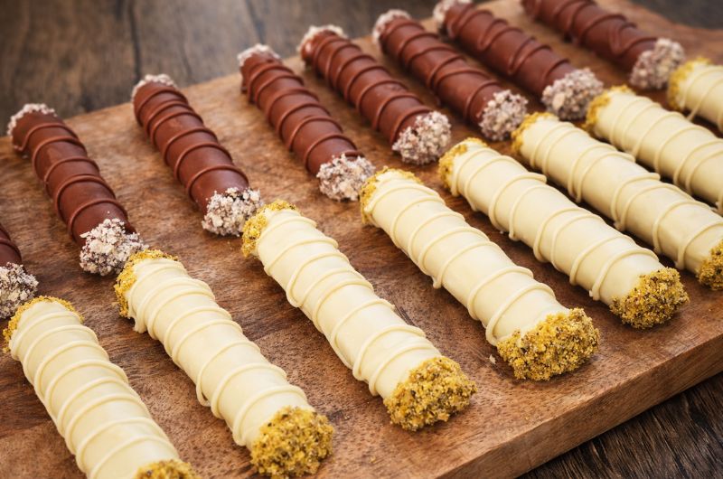 Cigares Kinder Bueno et pistache