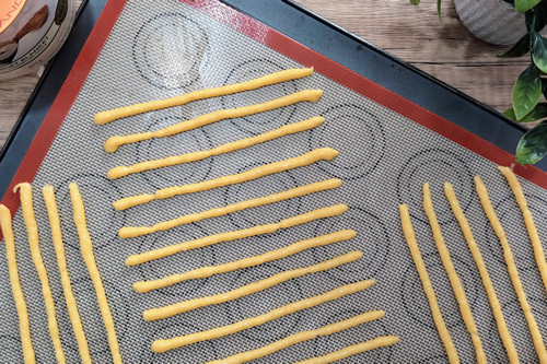 Bâtonnets de biscuit pochés pour Mikado maison
