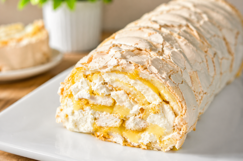 Meringue roulée au citron